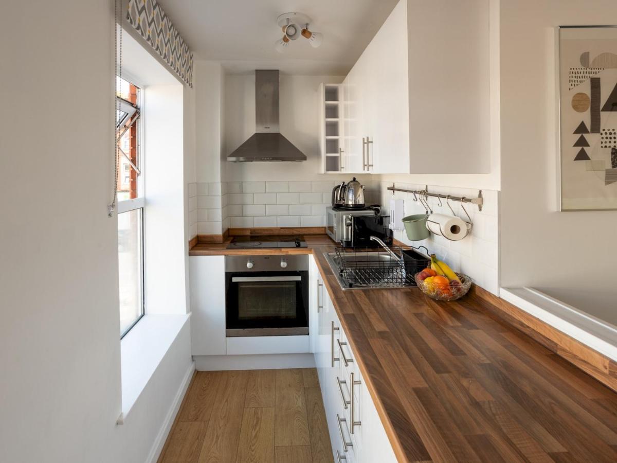 Pass The Keys Modern Stylish Apartment With Parking Μπόρνμουθ Εξωτερικό φωτογραφία