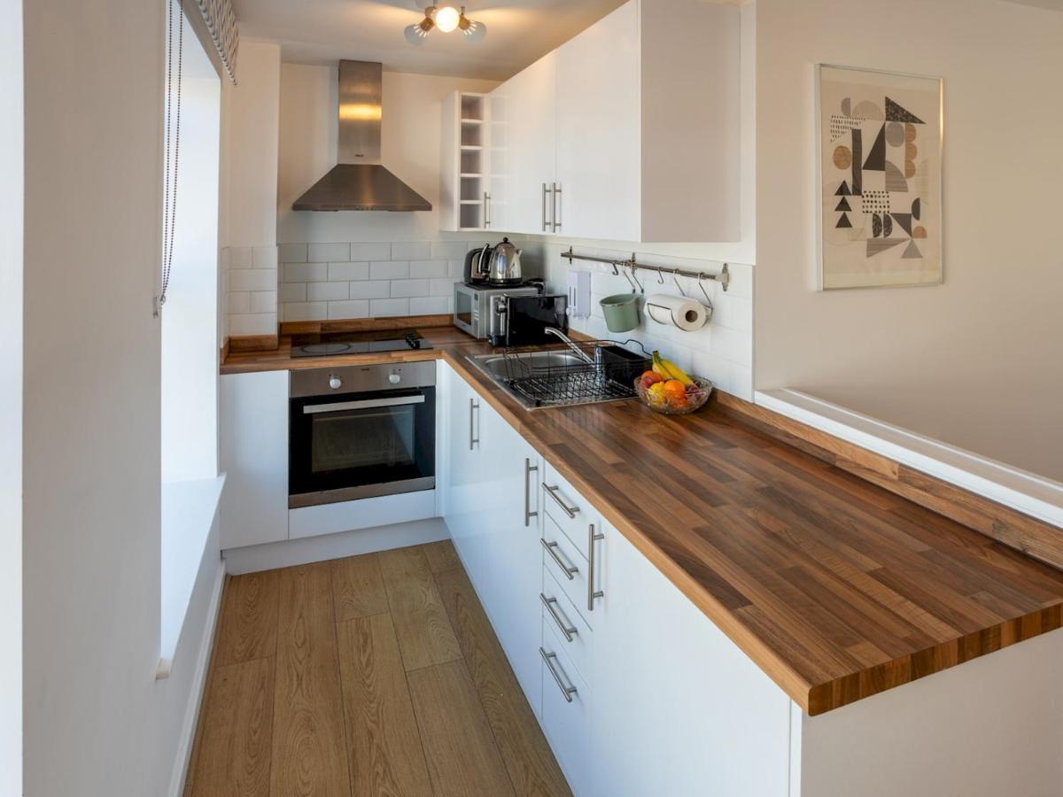 Pass The Keys Modern Stylish Apartment With Parking Μπόρνμουθ Εξωτερικό φωτογραφία